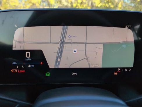 New 2026 Chevrolet Equinox EV LT image 25