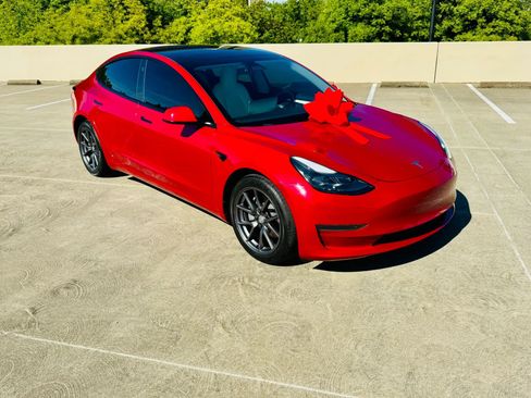 Used 2023 Tesla Model 3 Standard Range RWD image 17
