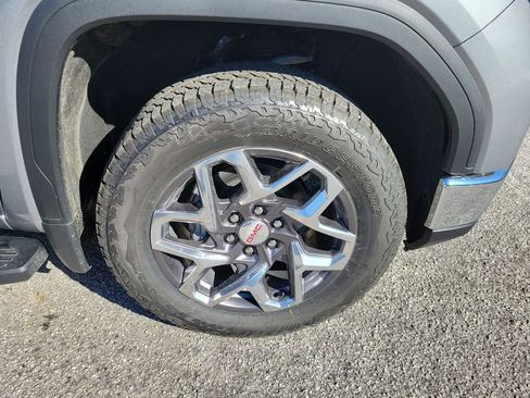 New 2026 GMC Sierra 1500 SLT w/ SLT Premium Plus Package image 6