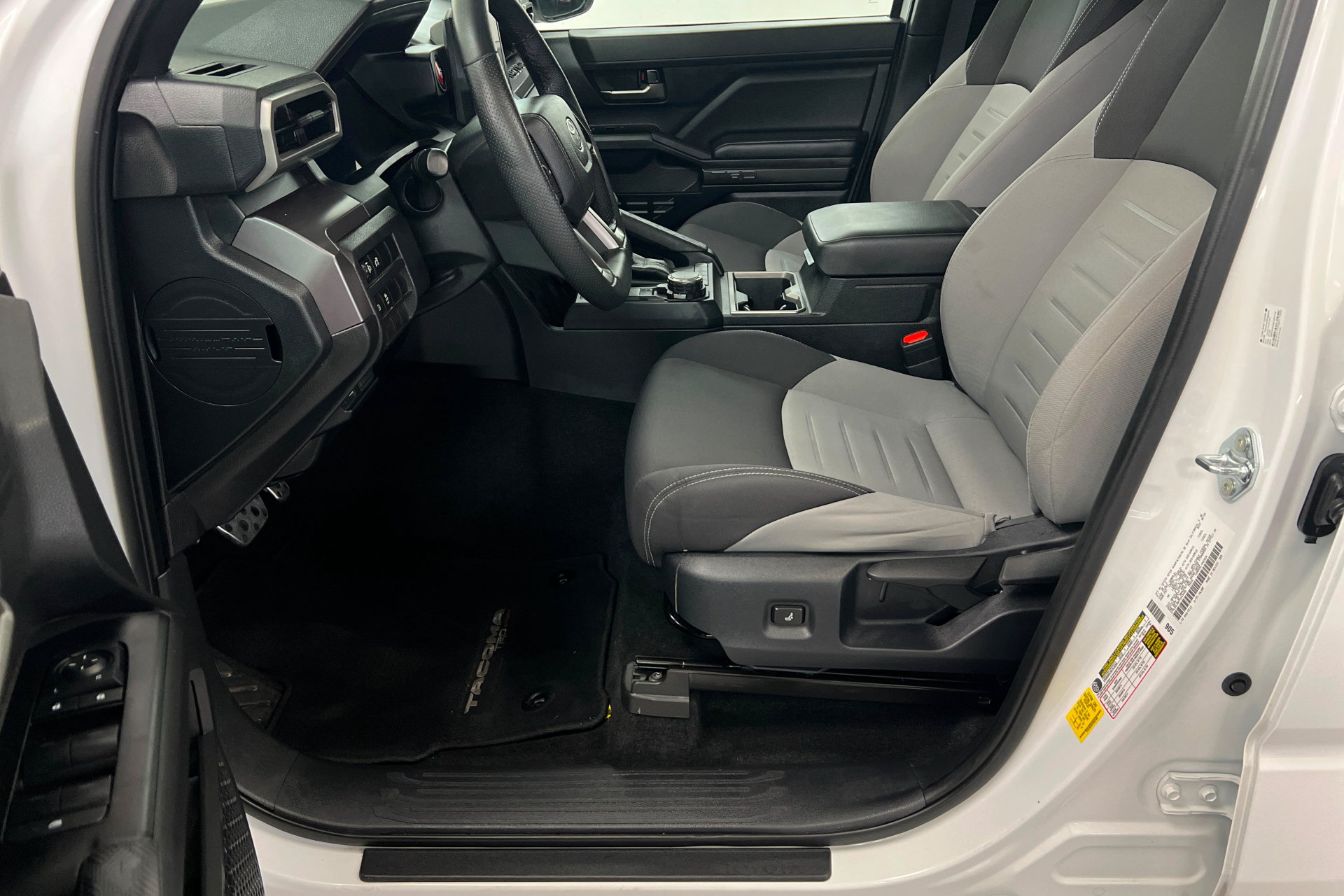 Certified 2026 Toyota Tacoma TRD Sport AWD/4WD image 18