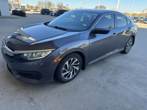 Used 2016 Honda Civic EX image 2