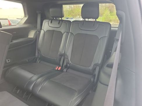 Used 2023 Jeep Grand Cherokee L Laredo AWD/4WD image 41