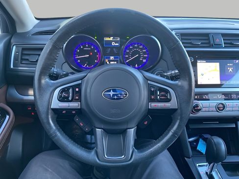 Used 2017 Subaru Outback 3.6R Touring image 12