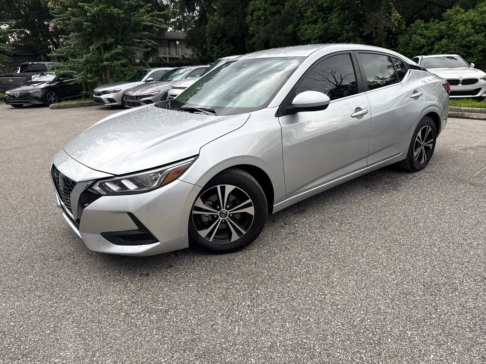 Used 2022 Nissan Sentra SV FWD image 3