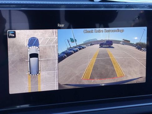 Used 2023 Mercedes-Benz GLS 450 4MATIC image 17