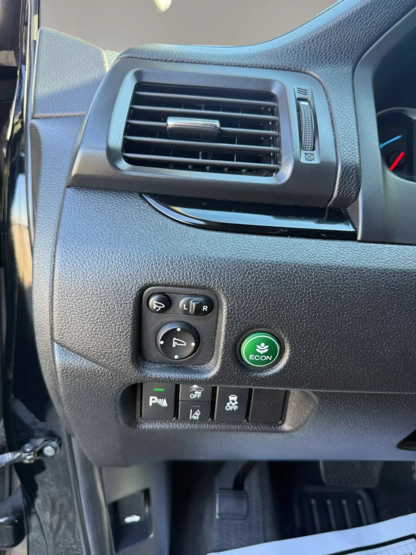 Used 2019 Honda Pilot Elite image 21