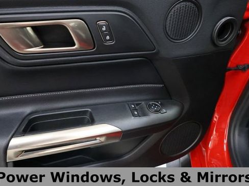 Used 2022 Ford Mustang Shelby GT500 w/ Carbon Fiber Track Pack image 53