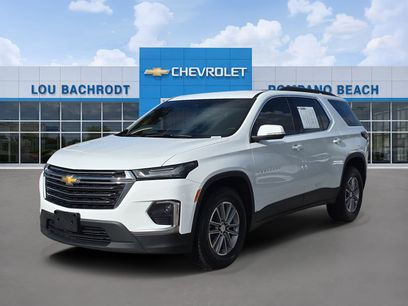 Used 2023 Chevrolet Traverse LT