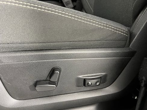 Used 2024 RAM 2500 Big Horn w/ Night Edition image 24