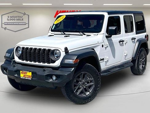 Used 2024 Jeep Wrangler Unlimited Sport AWD/4WD image 3