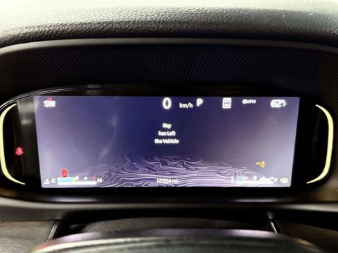 Used 2024 Jeep Wagoneer L Series II w/ Convenience Group I image 27