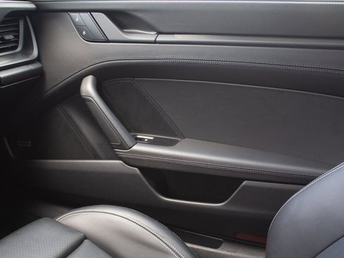 Used 2024 Porsche 911 Carrera GTS w/ Premium Package image 20