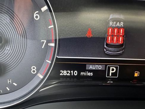 Used 2023 INFINITI QX80 Premium Select w/ Cargo Package image 25