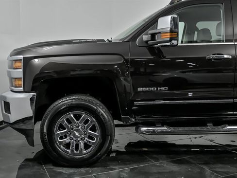 Used 2019 Chevrolet Silverado 2500 LTZ w/ Duramax Plus Package image 6