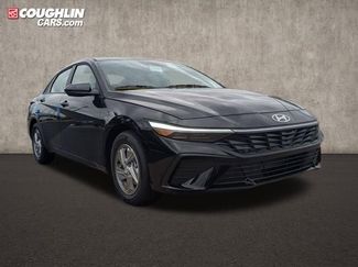 New 2026 Hyundai Elantra SE 360° Tour