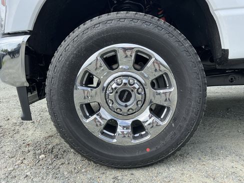 New 2026 Ford F250 Lariat AWD/4WD image 12