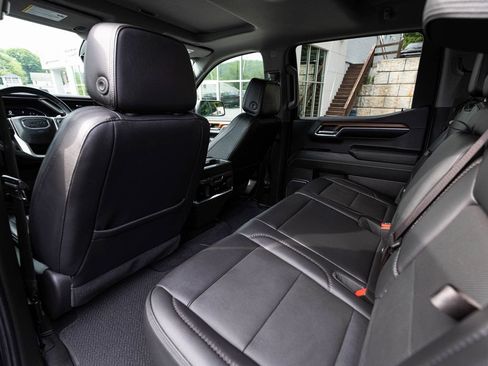 Used 2023 GMC Sierra 1500 Denali w/ Denali Reserve Package AWD/4WD image 30