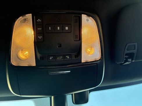 Used 2022 Dodge Durango SRT w/ Black Package image 46