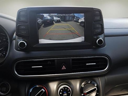 Used 2018 Hyundai Kona SEL w/ SEL Tech Package 02 FWD image 18