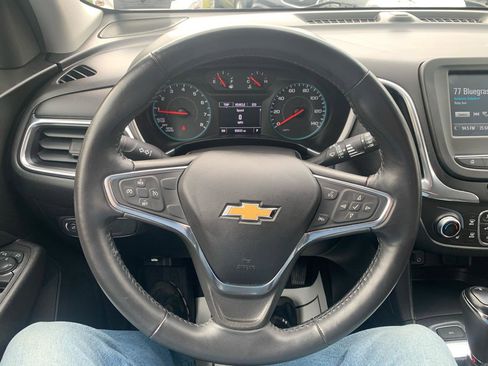 Used 2018 Chevrolet Equinox LT AWD/4WD image 16
