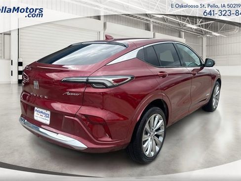 Used 2024 Buick Envista Avenir image 3