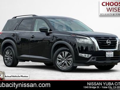 Used 2023 Nissan Pathfinder SV