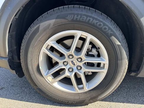 New 2026 Ford Explorer Active w/ Active Comfort Package image 9