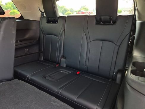 Used 2023 INFINITI QX60 Luxe w/ Cargo Package FWD image 36