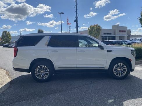 Used 2022 GMC Yukon Denali image 9