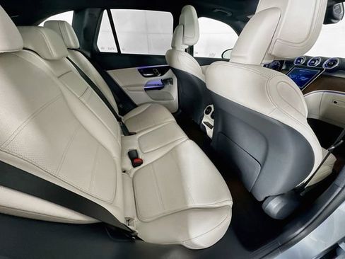 Certified 2026 Mercedes-Benz GLC 300 image 27