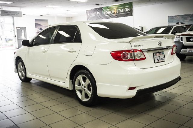 Used 2013 Toyota Corolla S FWD image 8