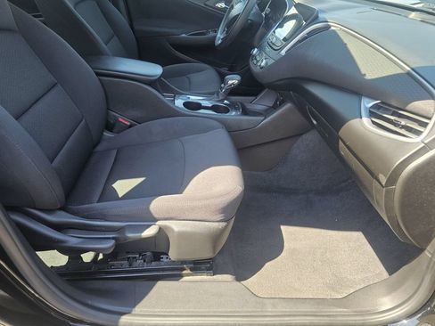 Used 2022 Chevrolet Malibu LS FWD image 18