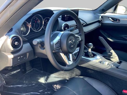 New 2026 MAZDA MX-5 Miata RF Grand Touring RWD image 8