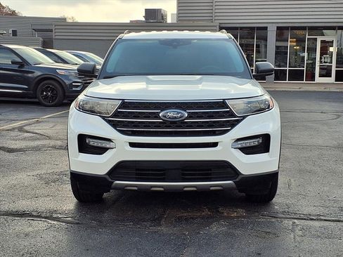 Used 2023 Ford Explorer XLT w/ Equipment Group 202A image 24