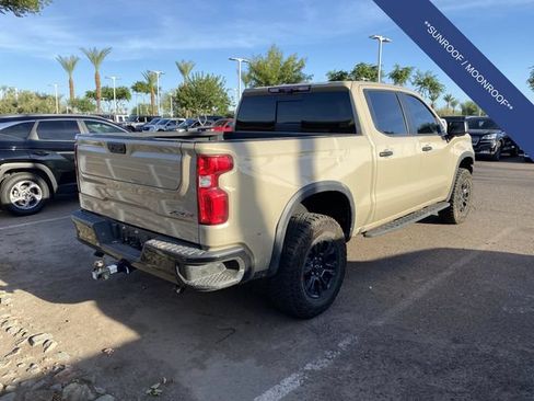 Used 2023 Chevrolet Silverado 1500 ZR2 w/ Technology Package AWD/4WD image 4