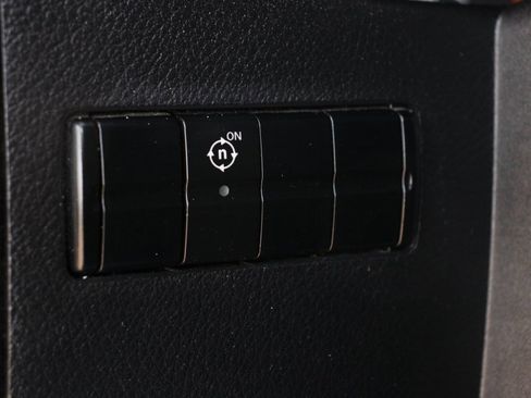 Used 2012 Mercedes-Benz Sprinter 3500 image 28