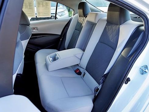 Used 2020 Toyota Corolla LE w/ Body Protection Package FWD image 16