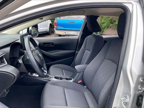 Used 2024 Toyota Corolla LE FWD image 8