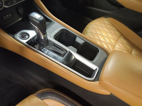 Used 2022 Nissan Sentra SV w/ SV Premium Package FWD image 26