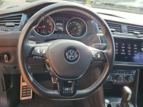 Certified 2021 Volkswagen Tiguan SE R-Line AWD/4WD image 23