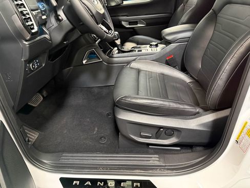 Used 2025 Ford Ranger Lariat w/ Advanced Towing Package image 59