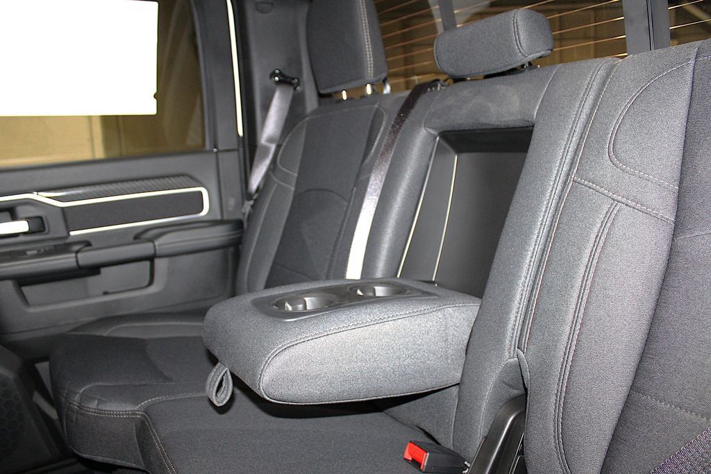 New 2026 RAM 2500 Big Horn AWD/4WD image 30