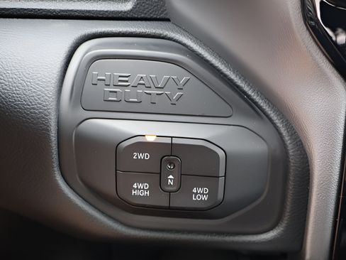 New 2026 RAM 2500 Big Horn AWD/4WD image 21