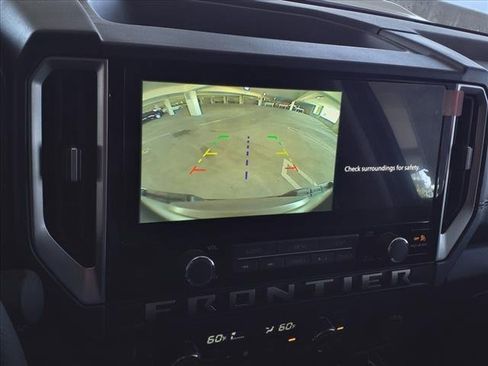 New 2025 Nissan Frontier SV w/ SV Convenience Package image 15