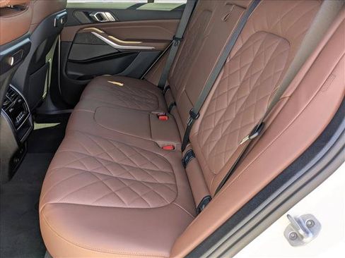 New 2026 BMW X5 xDrive40i AWD/4WD image 16