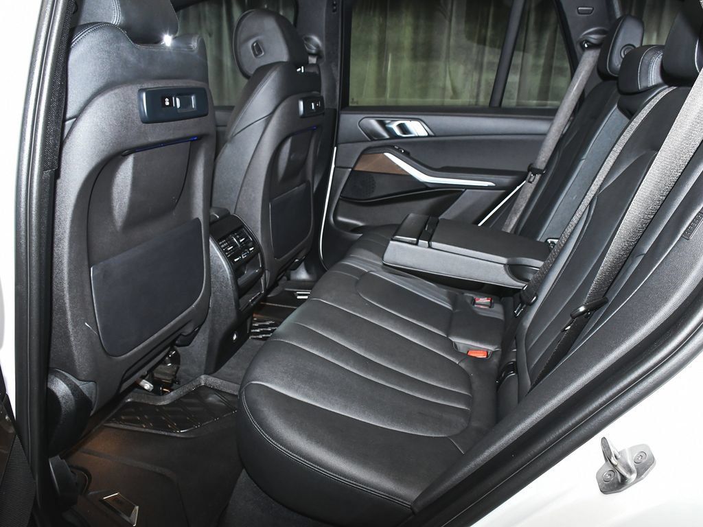 Used 2020 BMW X5 xDrive40i AWD/4WD image 47