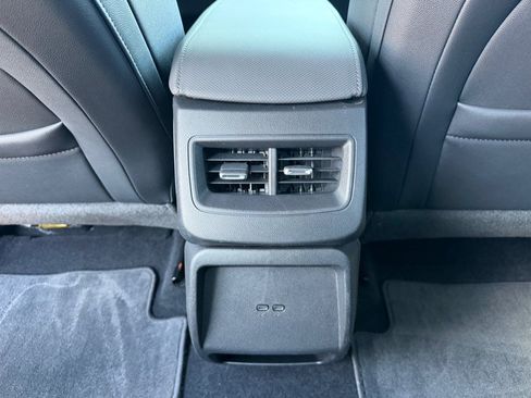 Used 2024 Chevrolet Equinox EV RS FWD image 39