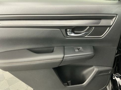 Certified 2025 Honda CR-V Sport image 9