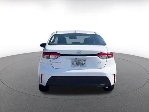 Used 2023 Toyota Corolla LE FWD image 12