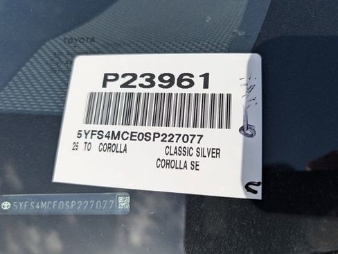 Used 2025 Toyota Corolla SE FWD image 35